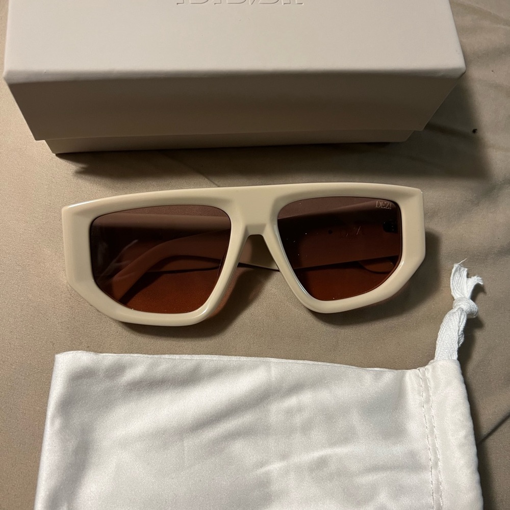 DEZI Sunglasses